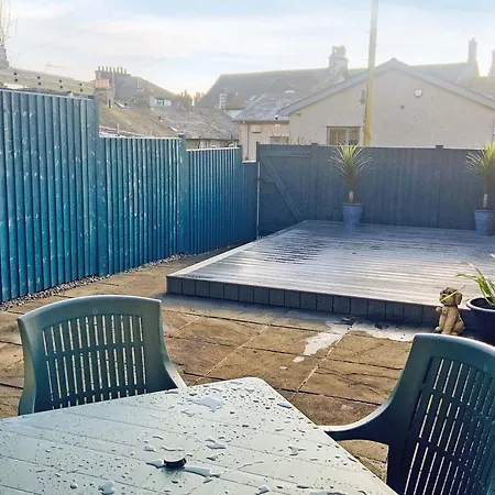 בית נופש Betsy *